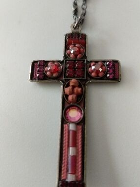 Ayala Bar Cross